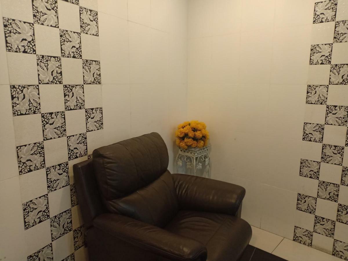 Tc Inn Business Hotel @ Seri Kembangan Exterior foto